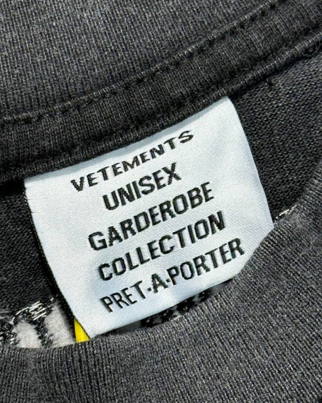 Футболка Vetements Mountain — изображение 9