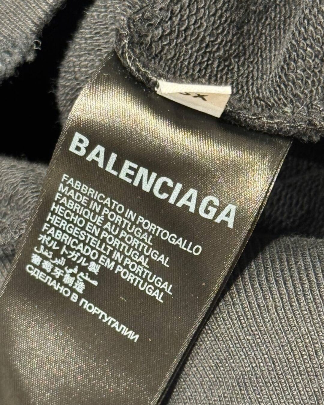 Худи Balenciaga — изображение 8