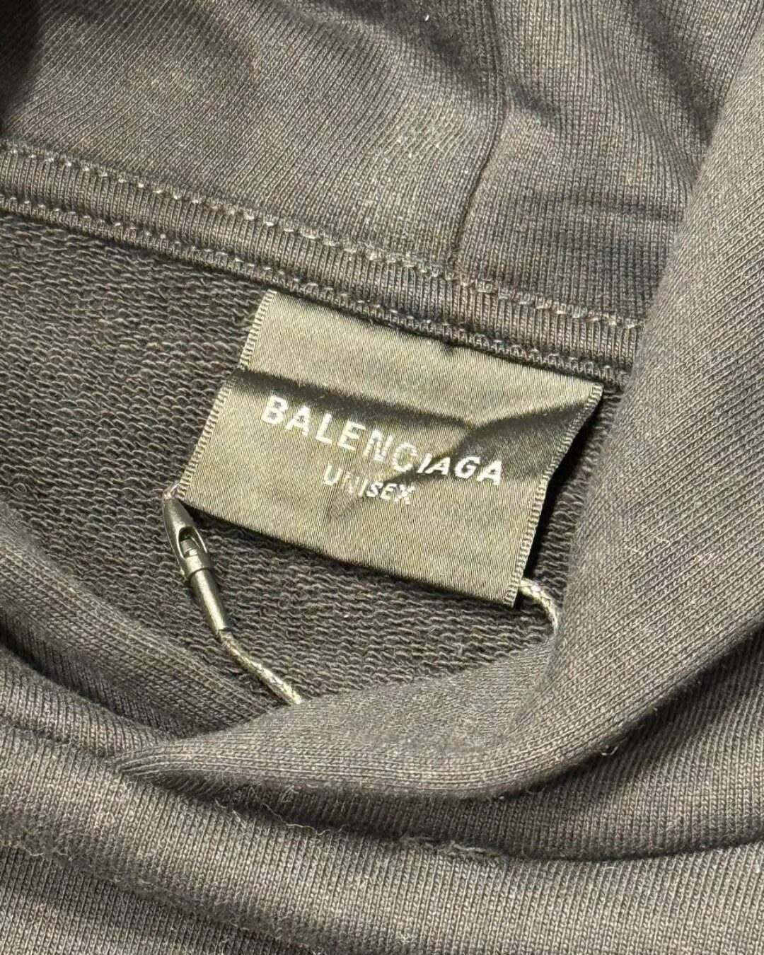 Худи Balenciaga — изображение 10