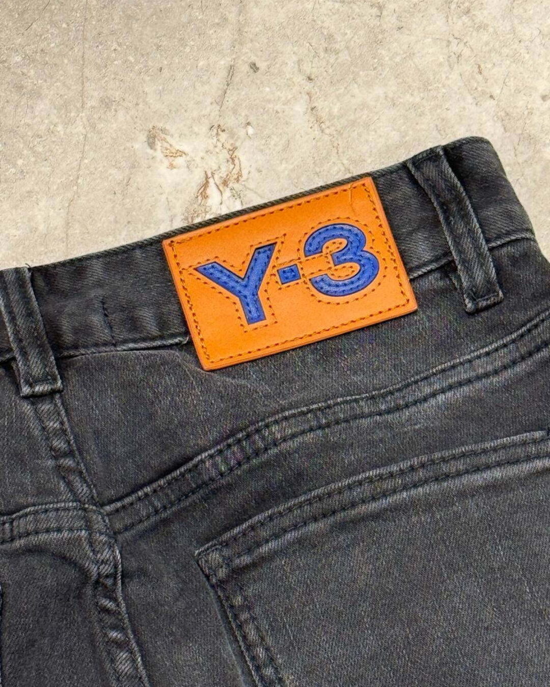 Джинсы Y-3 — изображение 7