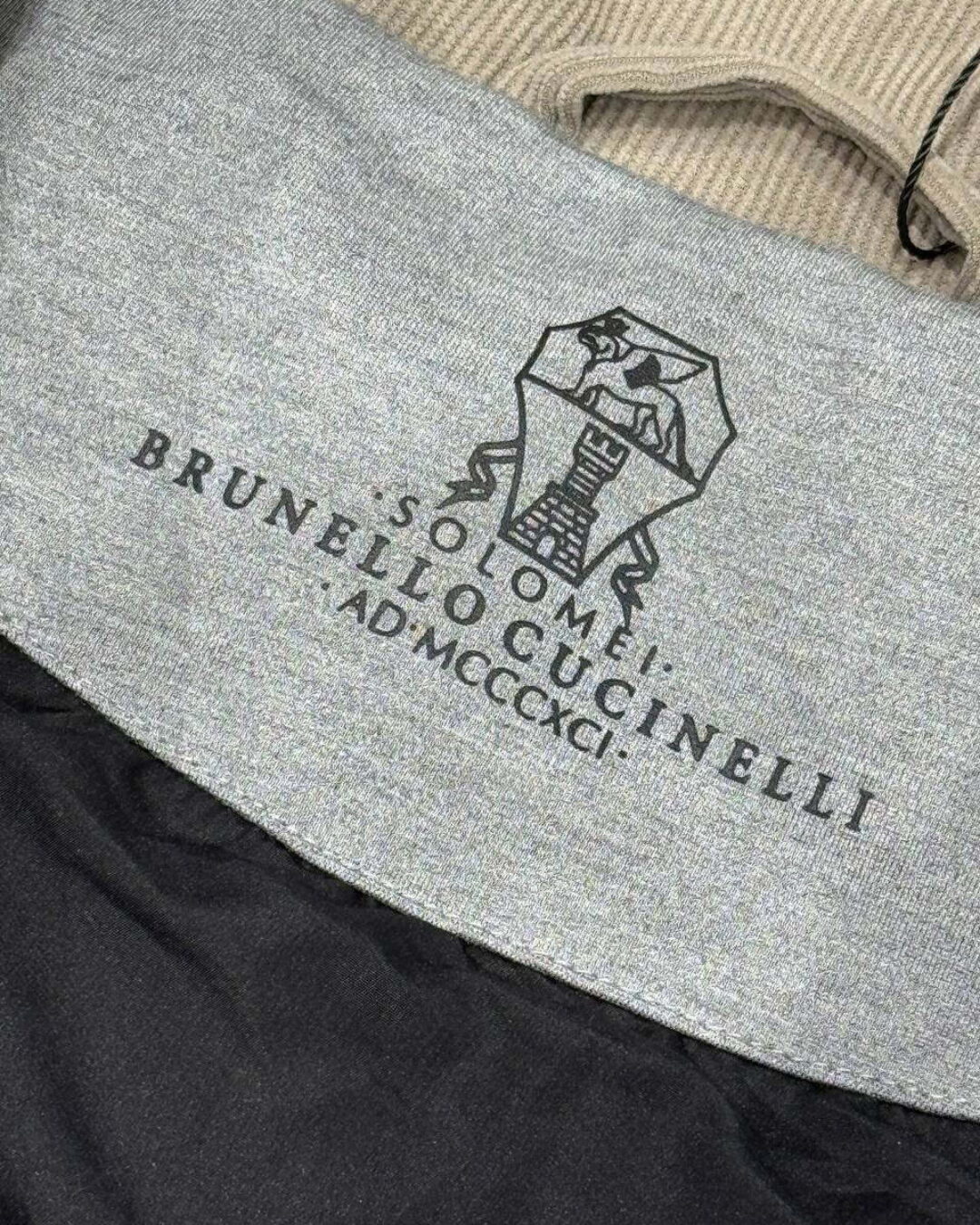 Жилет Brunello Cucinelli — изображение 10