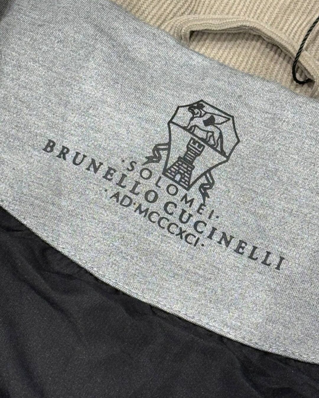 Жилет Brunello Cucinelli — изображение 10