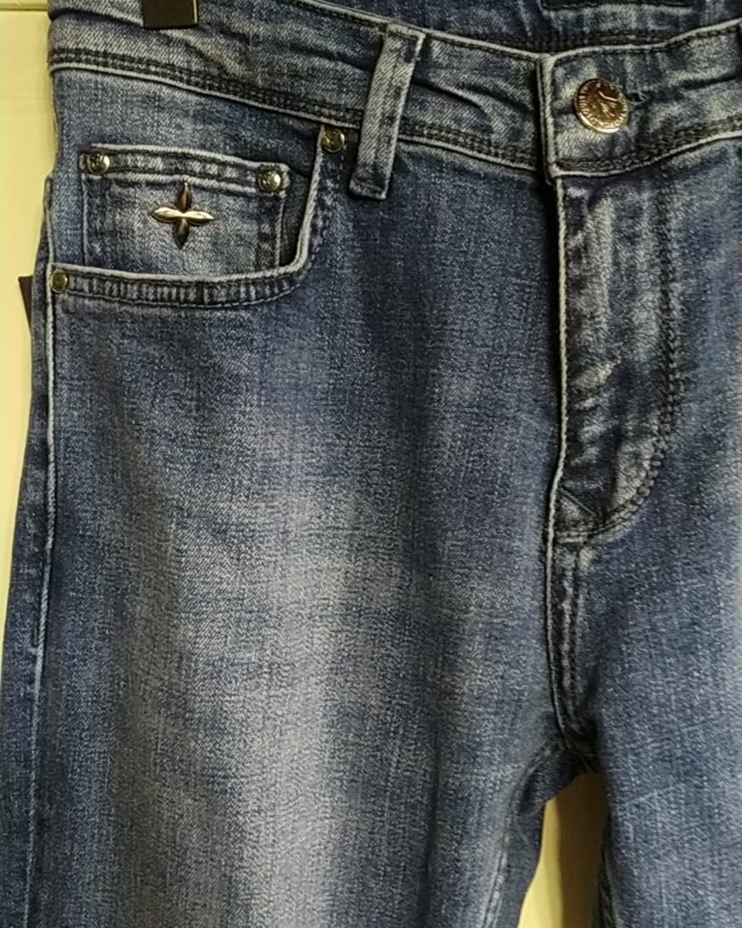 Джинсы Louis vuitton — изображение 2