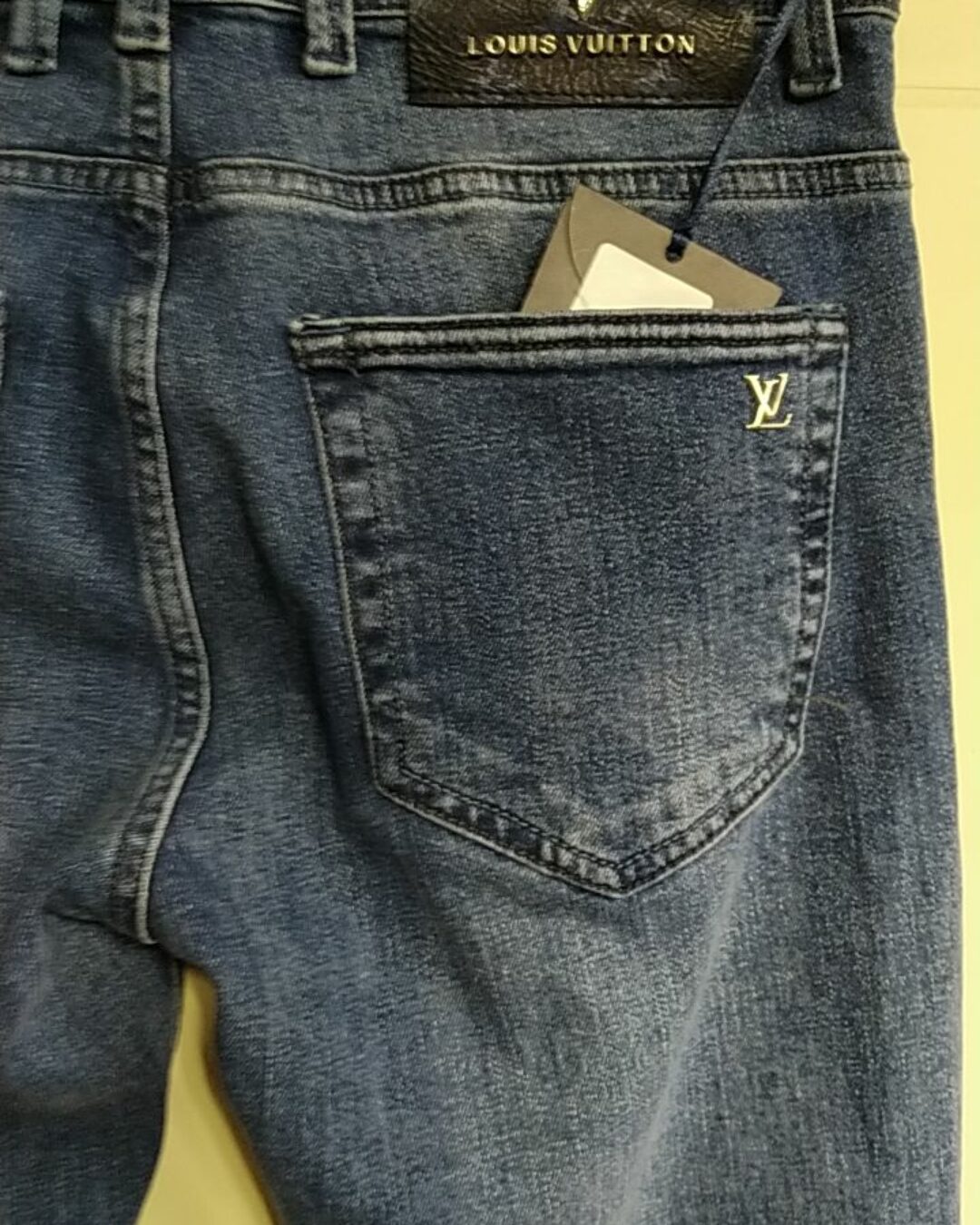 Джинсы Louis vuitton — изображение 3