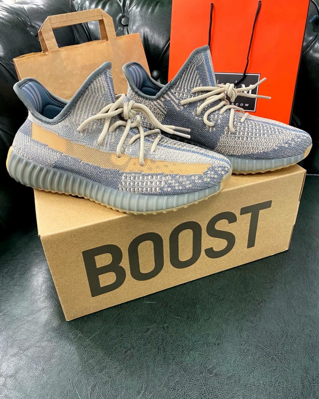 Yeezy 350 V2 Israfil — изображение 3