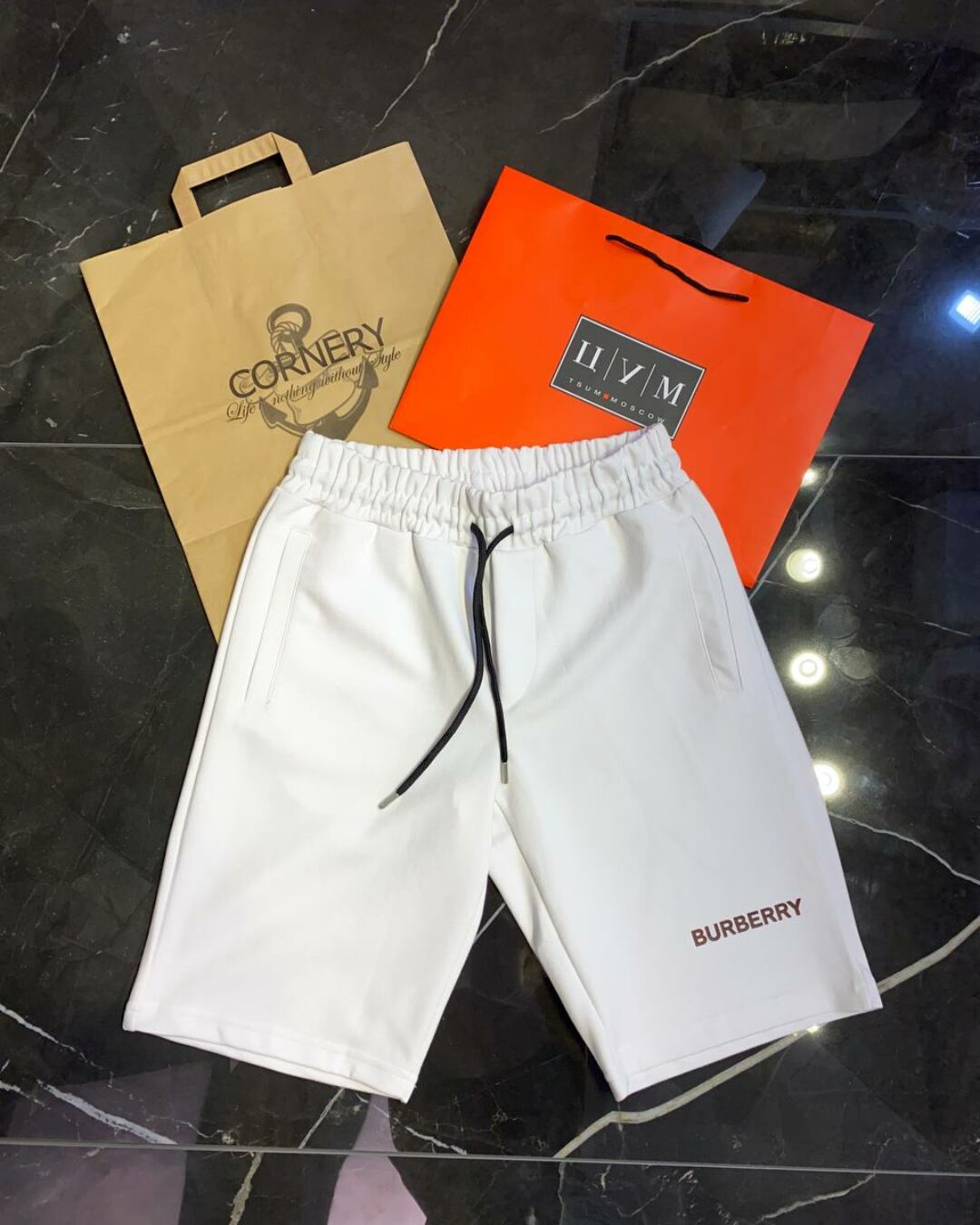 Шорты Burberry