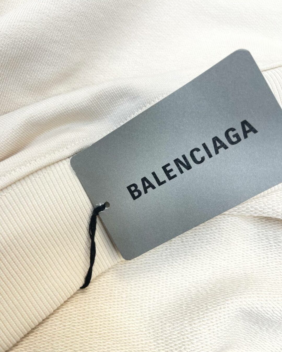 Худи Balenciaga — изображение 9