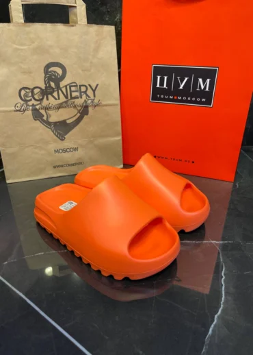 Yeezy Slide "Enflame Orange" (дисконт)