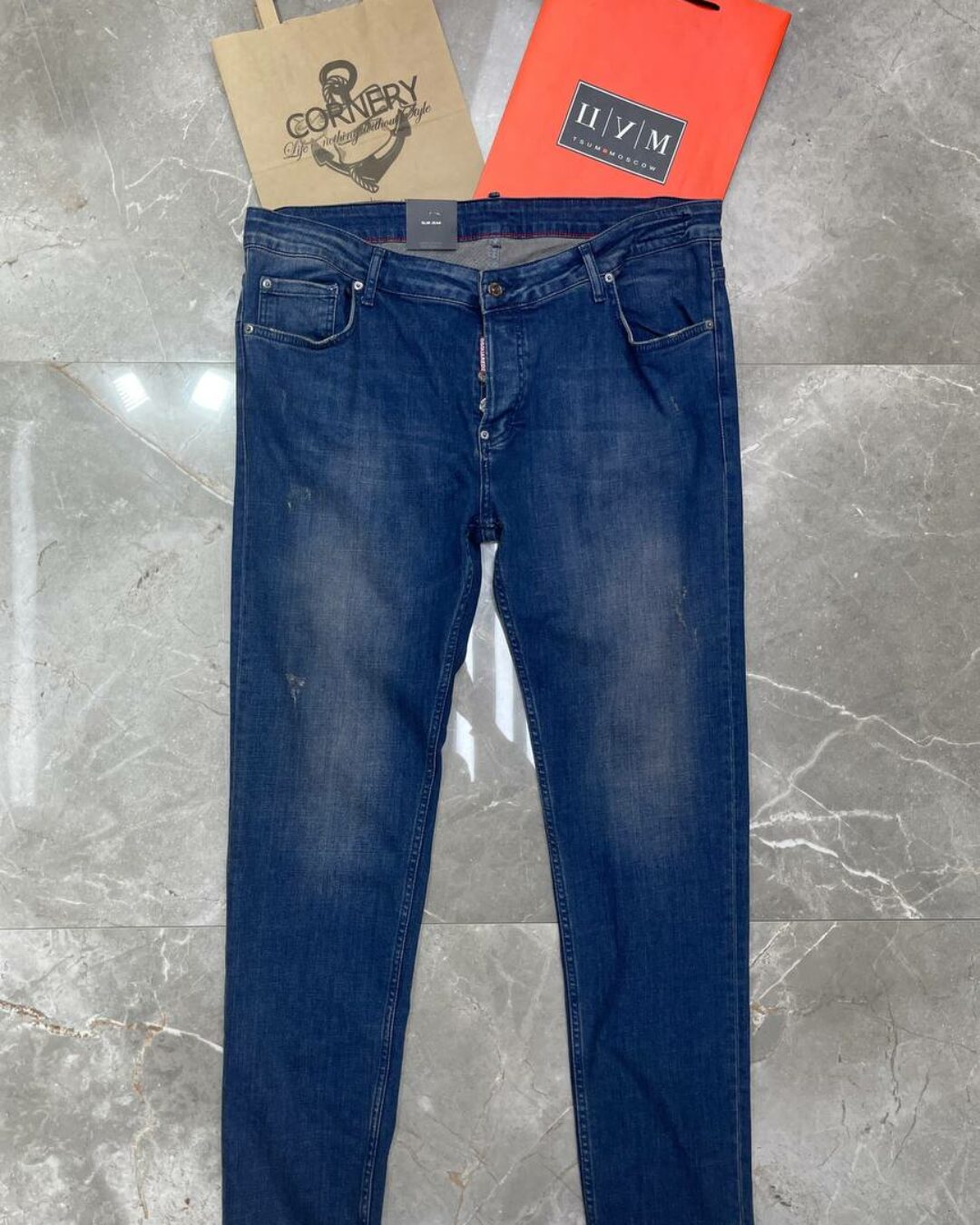 Джинсы Dsquared