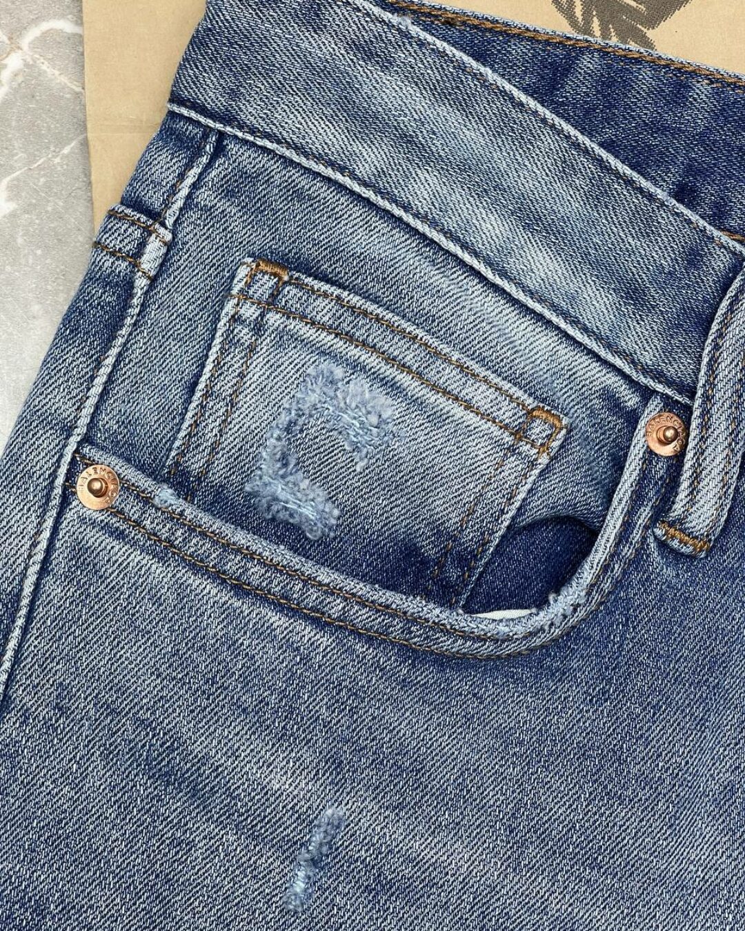 Джинсы Balenciaga — изображение 5