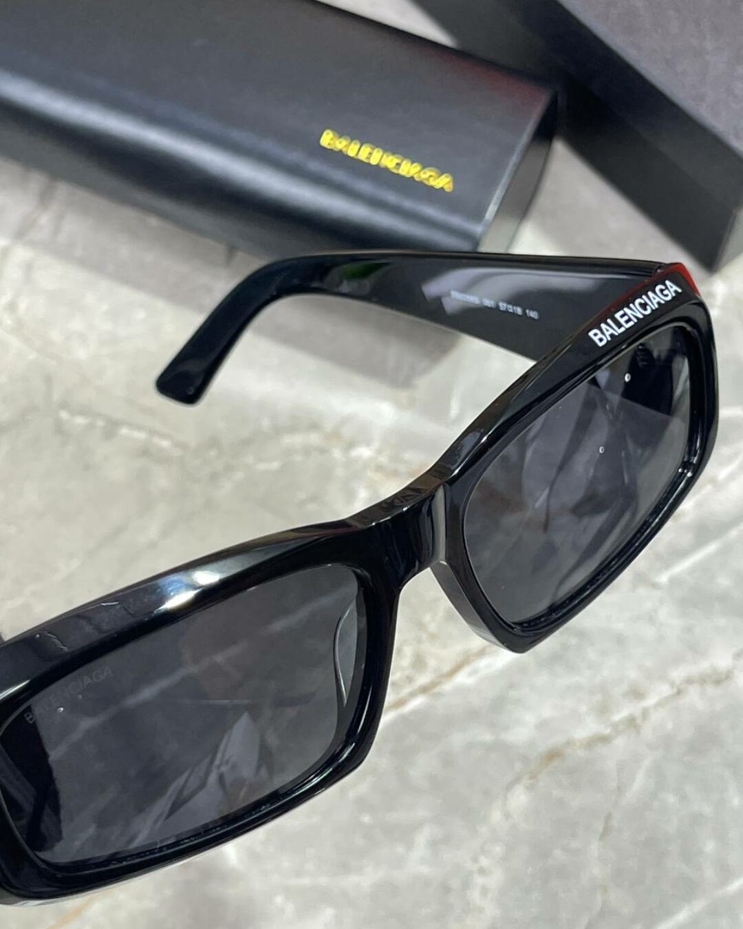 Очки Balenciaga — изображение 7