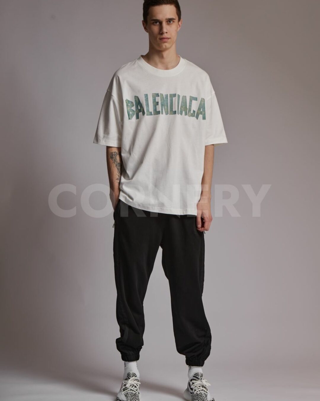 Футболка Balenciaga — изображение 5