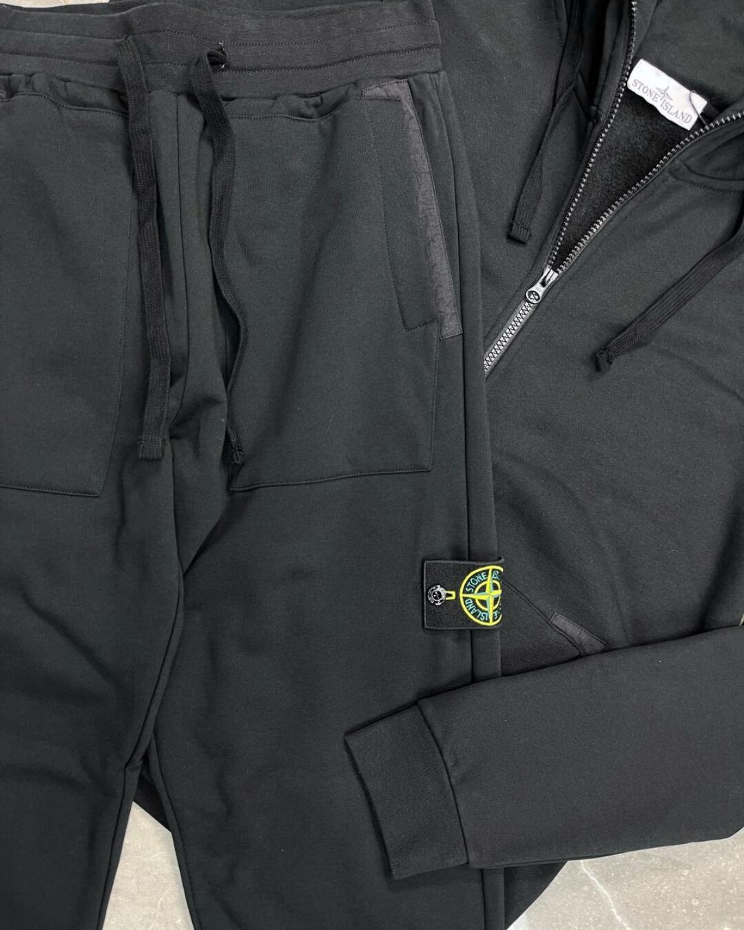 Спортивный костюм Stone Island — изображение 6