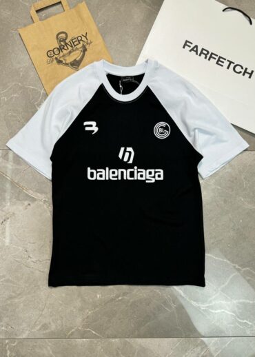 Футболка Balenciaga