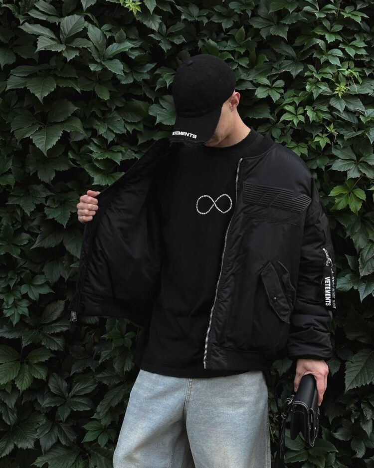 Футболка Vetements Infinity — фото 1