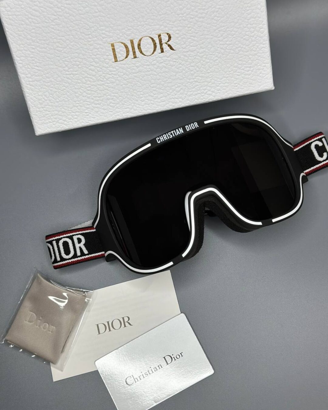 Горнолыжные очки Dior — изображение 4