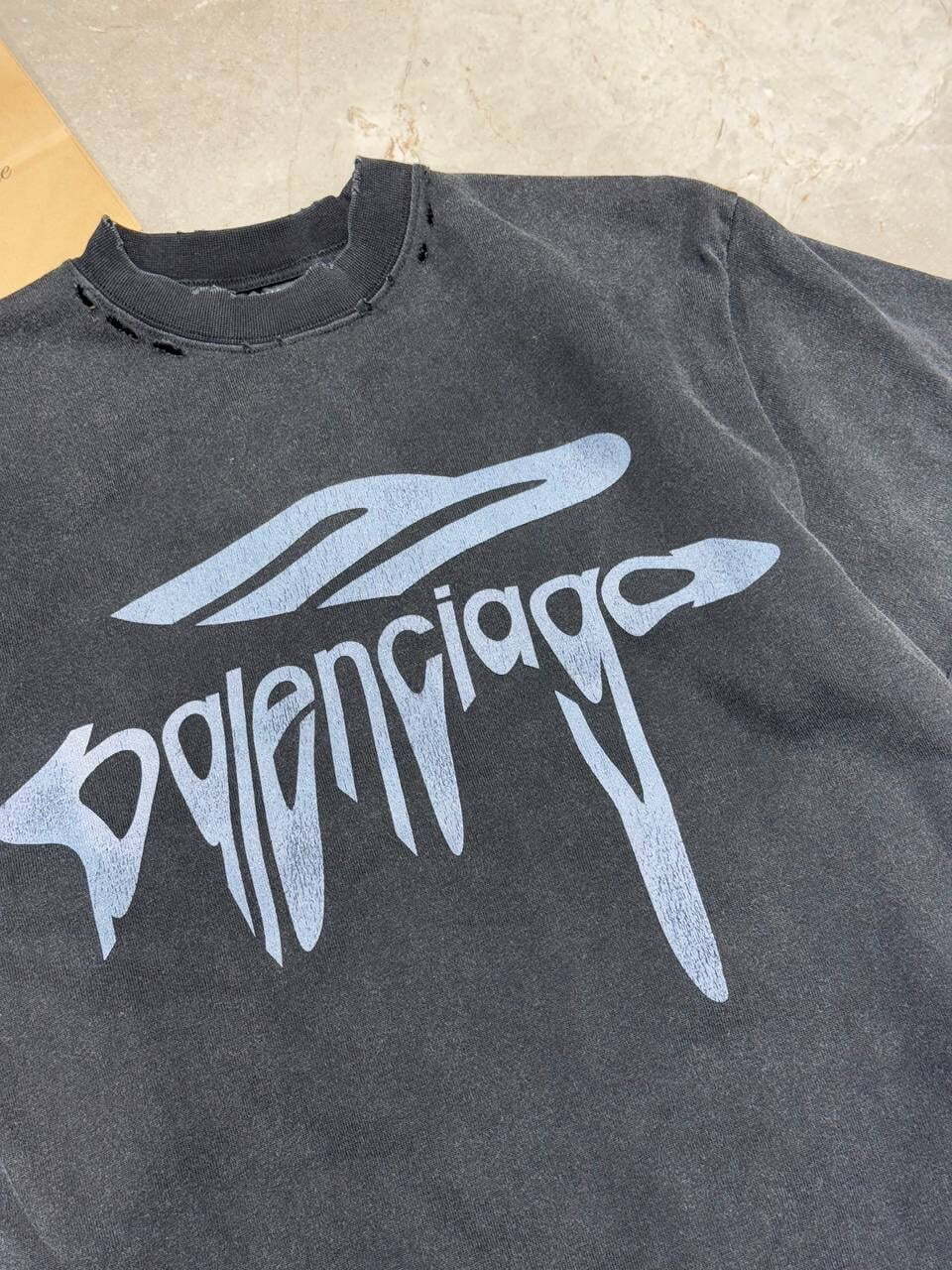 Футболка Balenciaga — фото 6