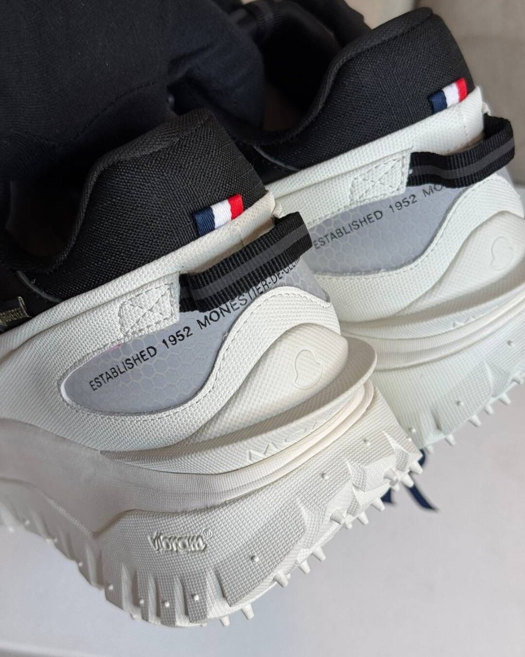 Кроссовки Moncler — изображение 7