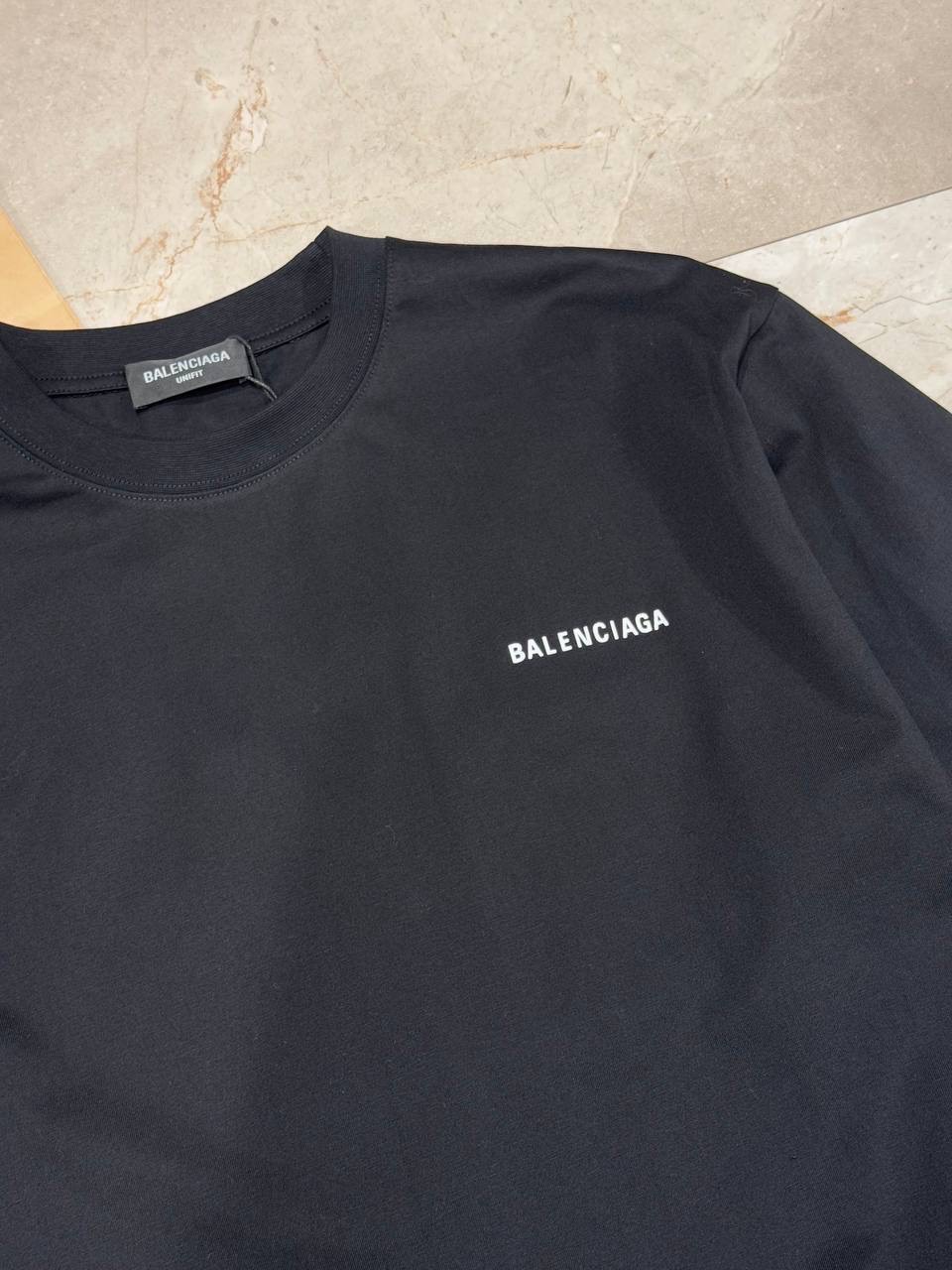 Футболка Balenciaga — фото 5