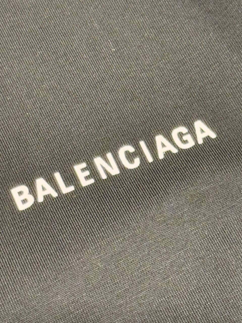 Футболка Balenciaga — фото 6