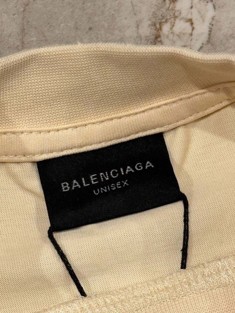 Футболка Balenciaga — фото 8
