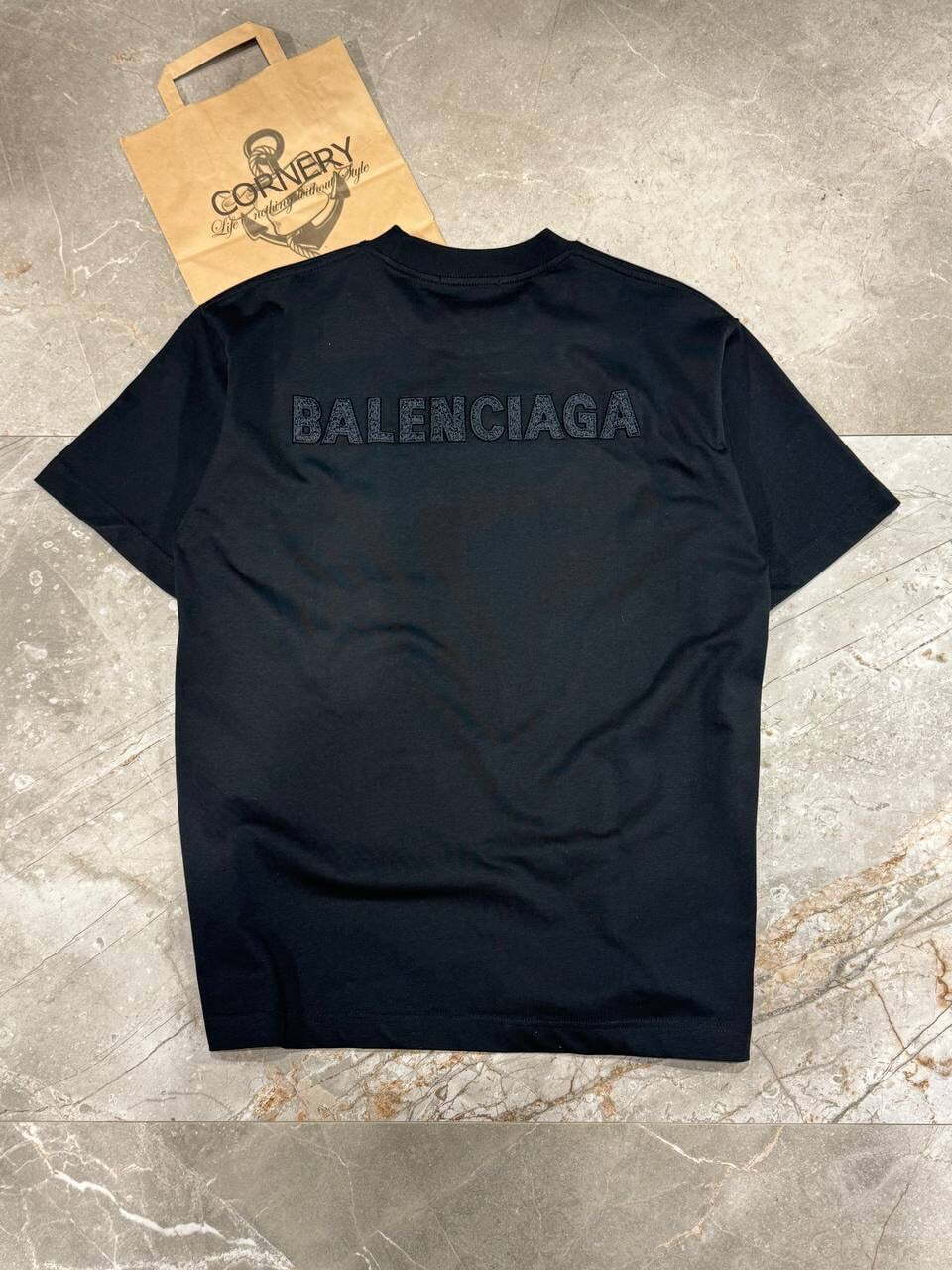 Футболка Balenciaga — фото 6