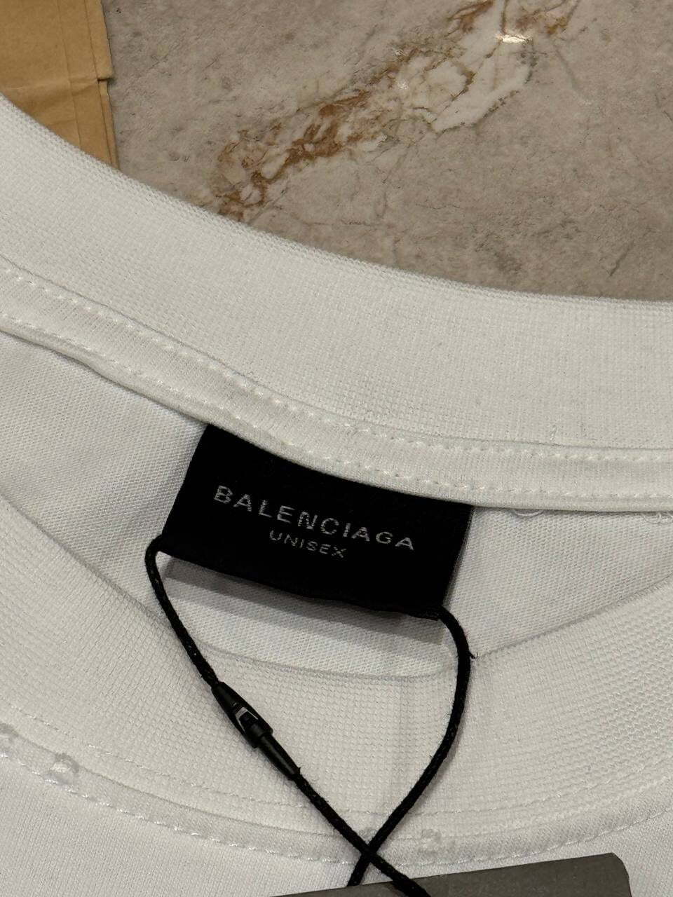 Футболка Balenciaga — фото 7