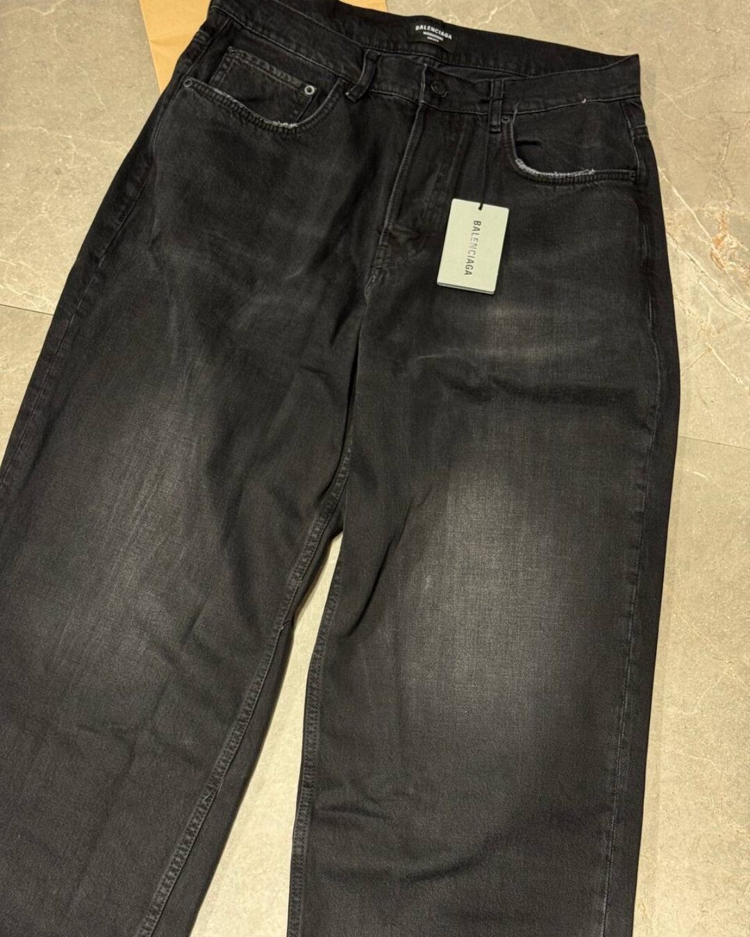 Джинсы Balenciaga — изображение 5