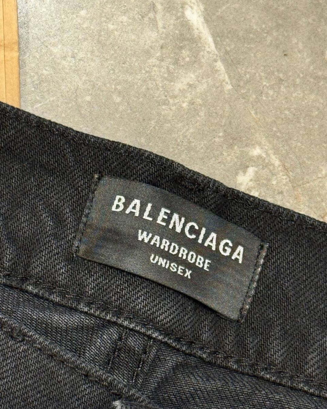 Джинсы Balenciaga — изображение 9