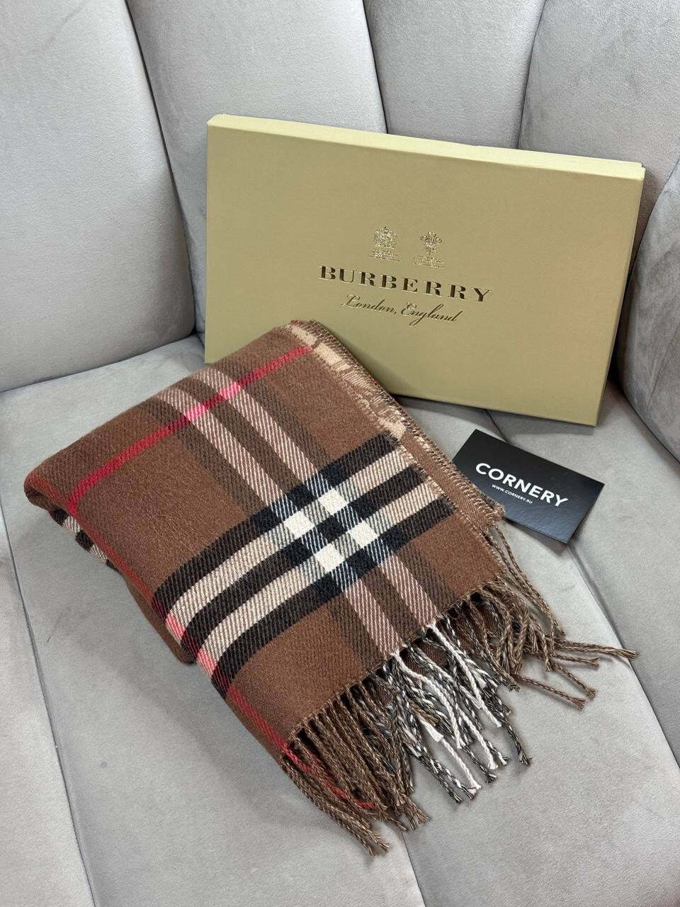 Шарф Burberry