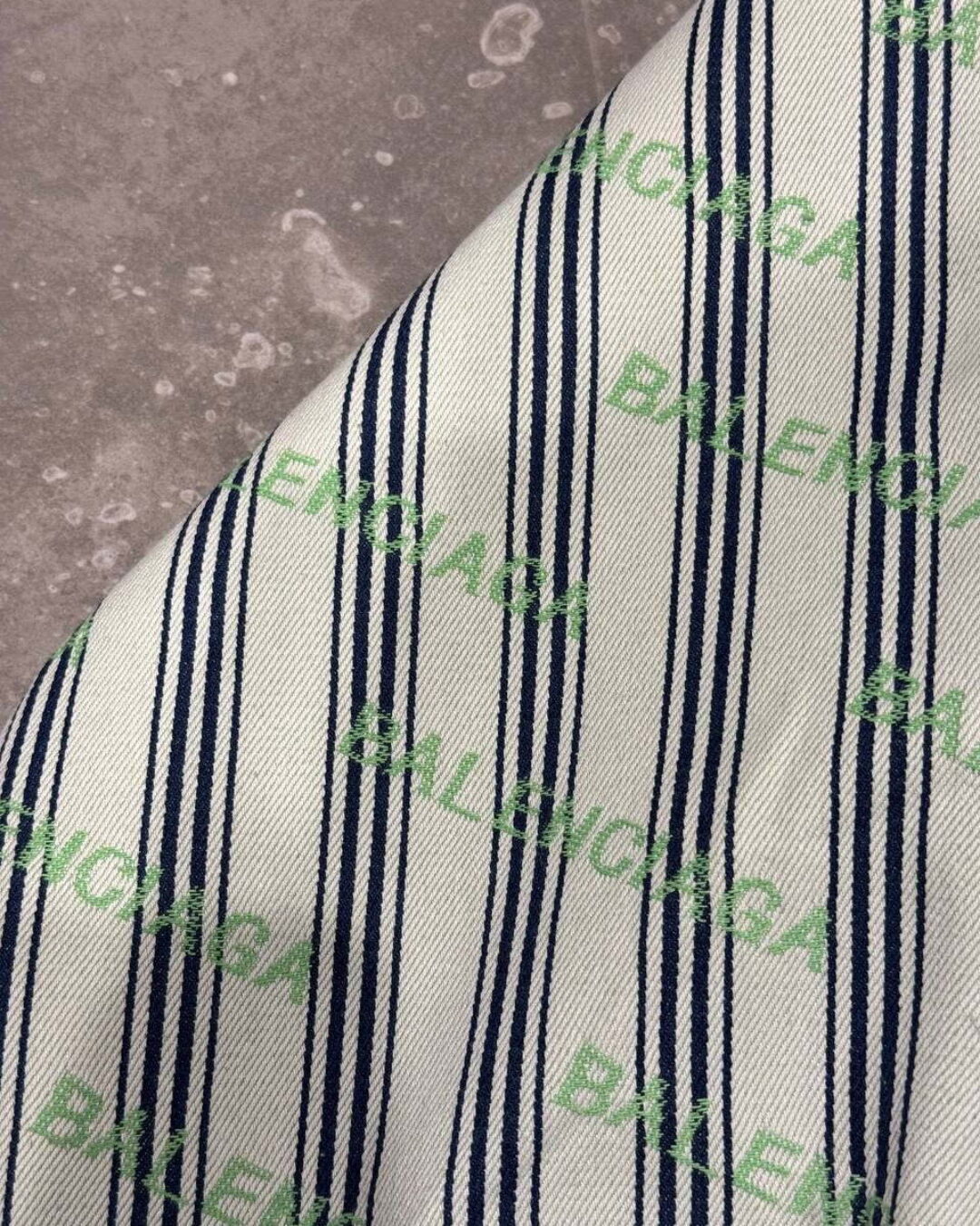 Рубашка Balenciaga — изображение 9