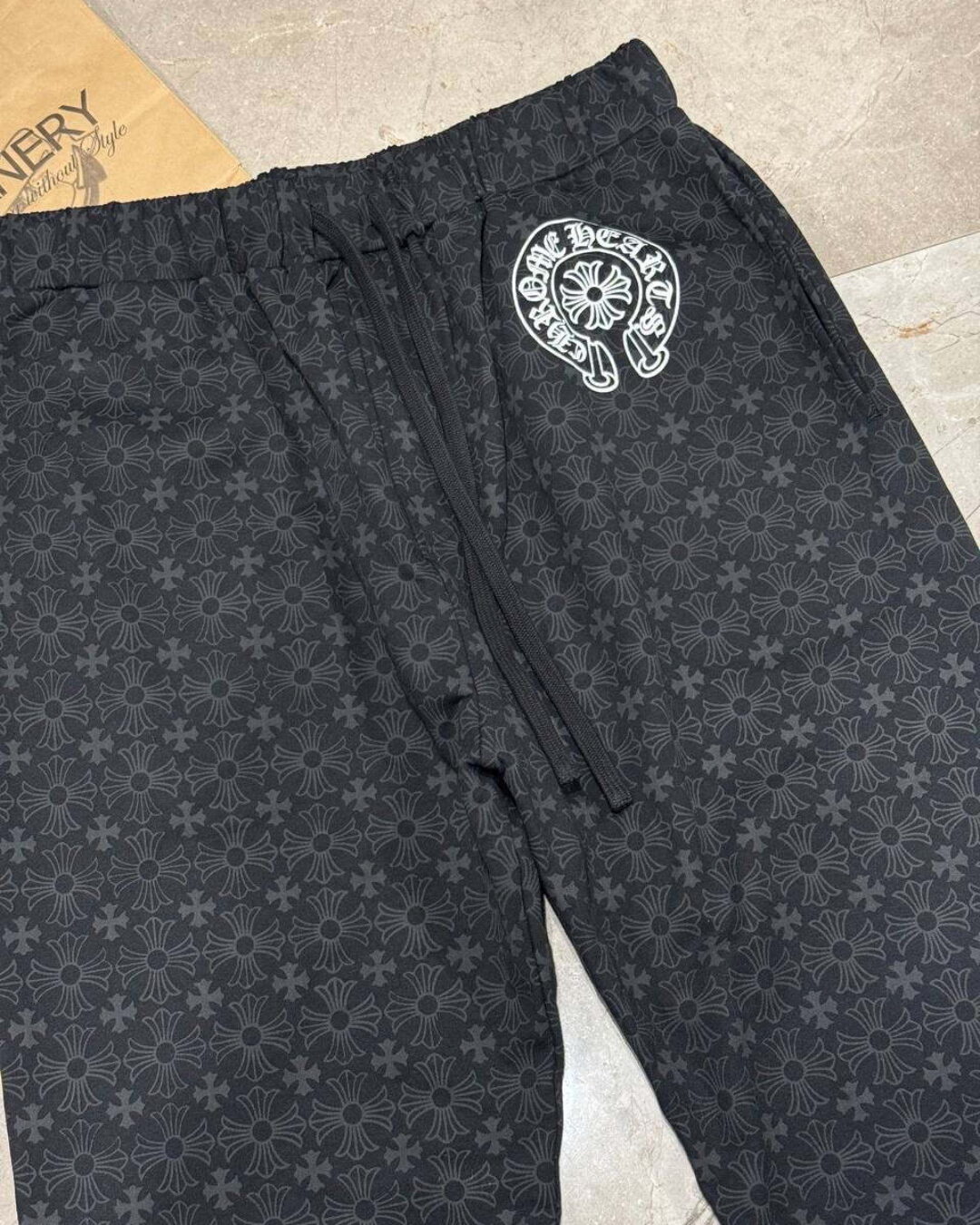 Спортивные Штаны Chrome Hearts — изображение 4