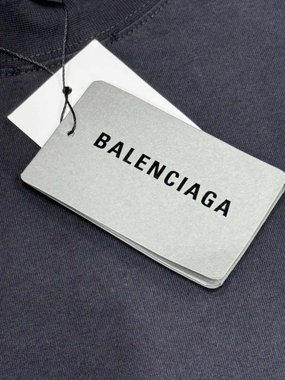 Футболка Balenciaga — фото 7