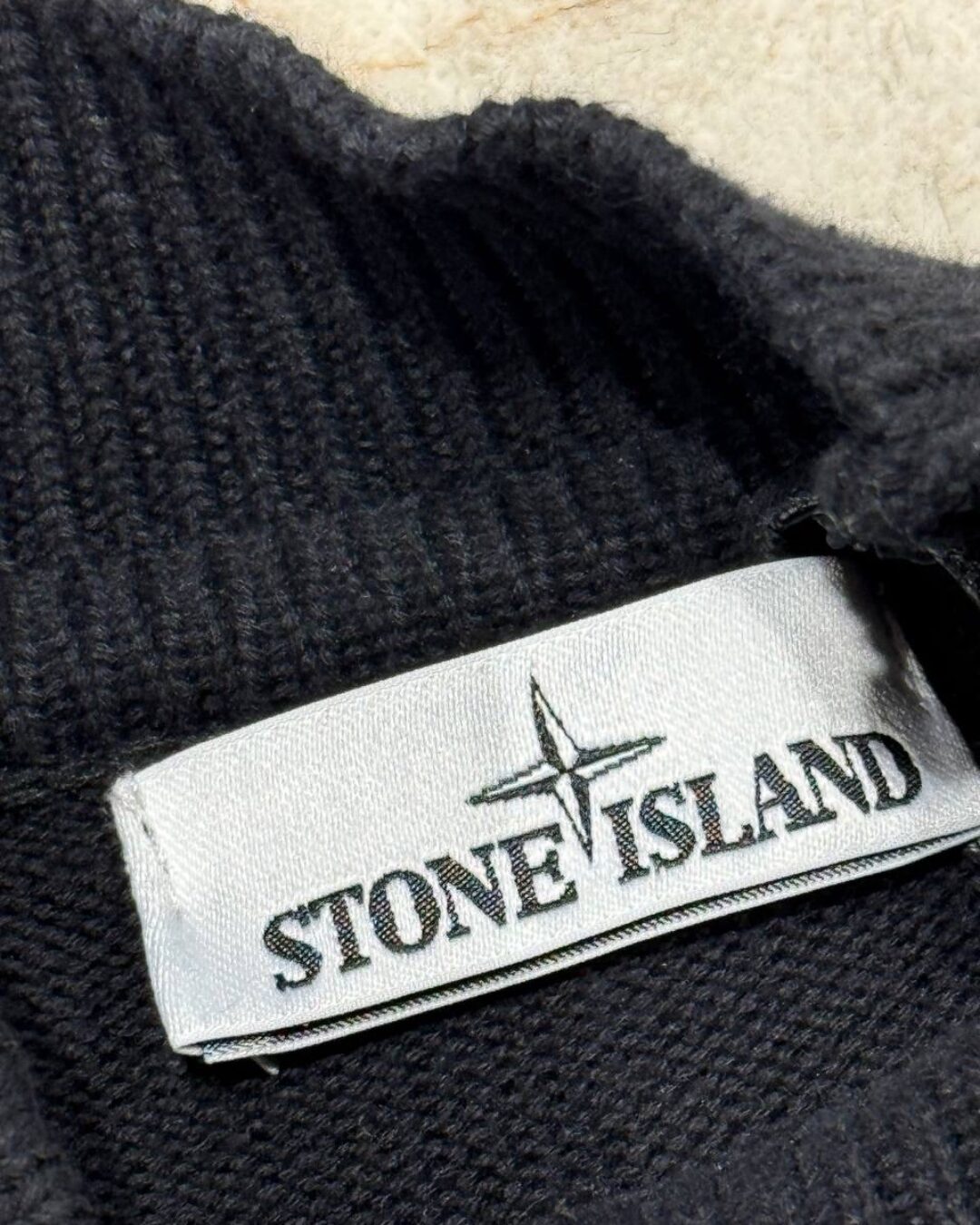 Свитер Stone Island — изображение 8