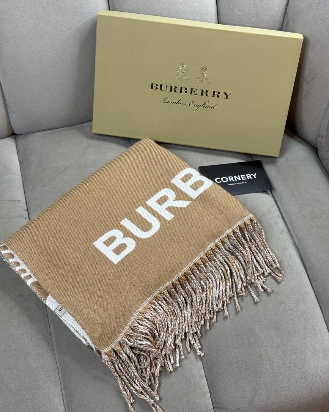 Шарф Burberry