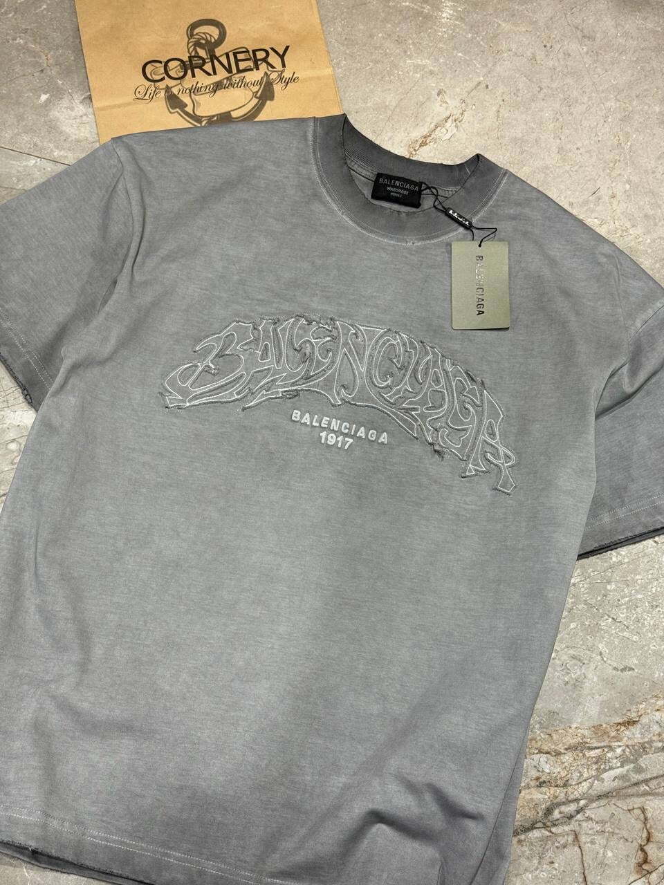 Футболка Balenciaga — фото 6