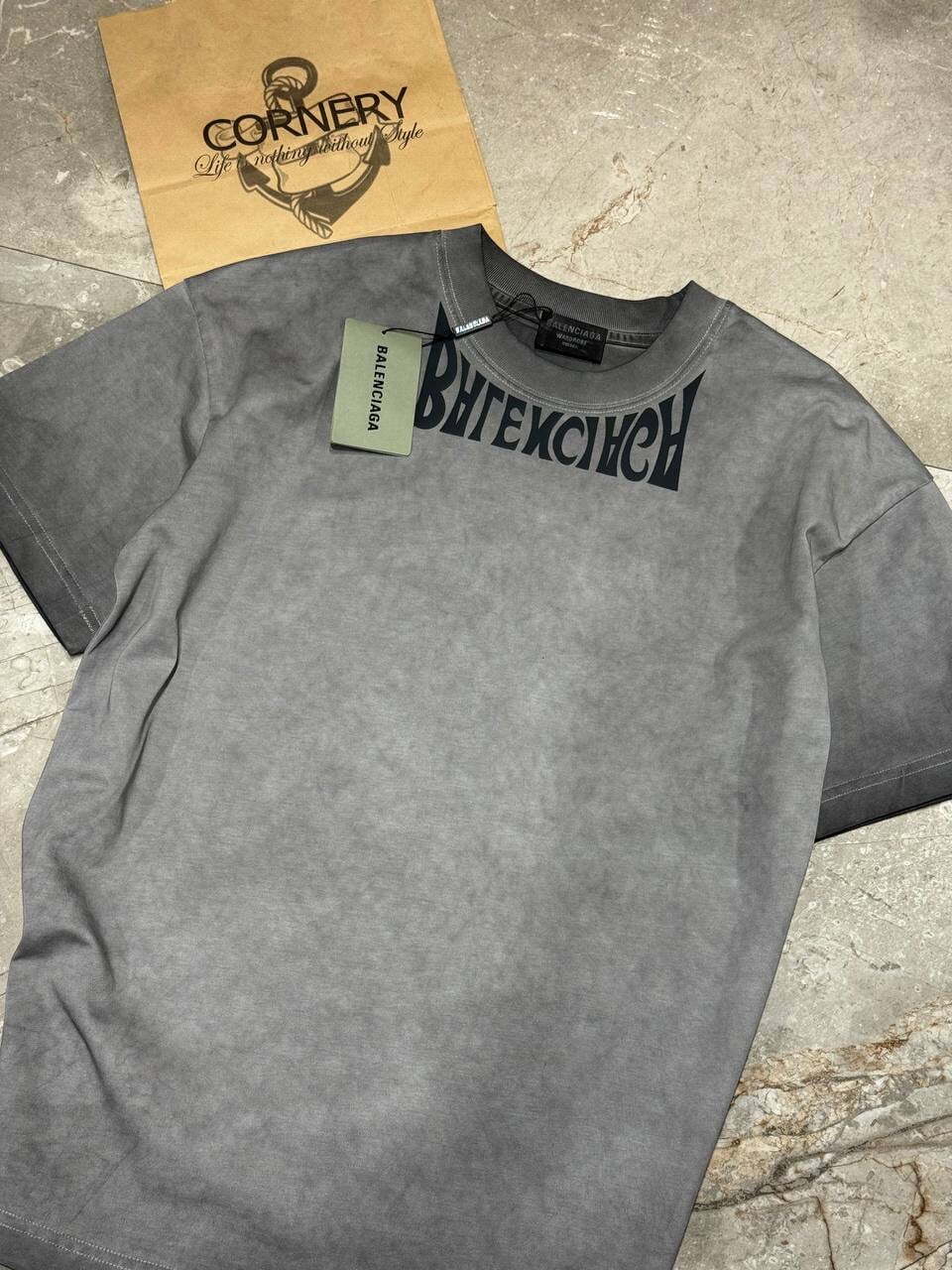 Футболка Balenciaga — фото 4