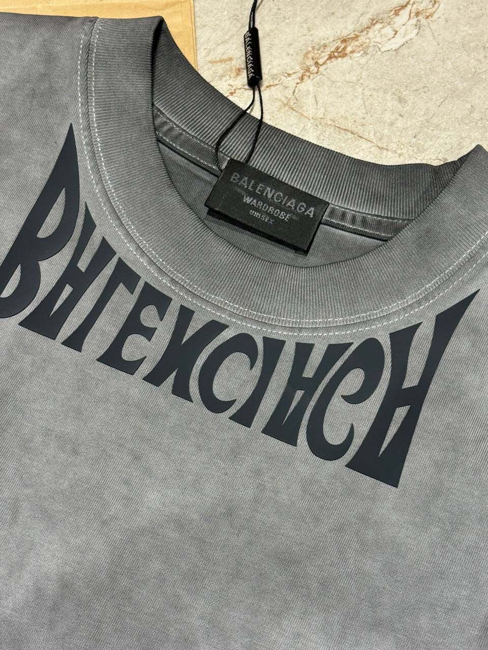 Футболка Balenciaga — фото 6
