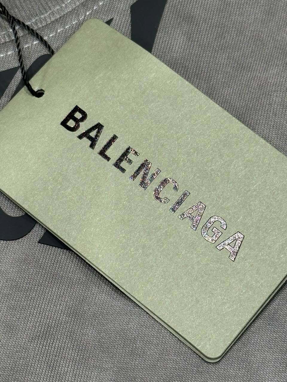 Футболка Balenciaga — фото 7