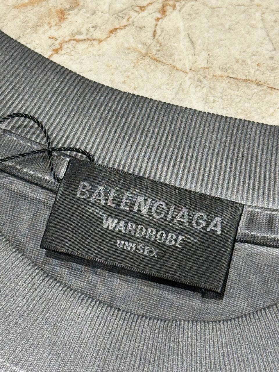 Футболка Balenciaga — фото 8