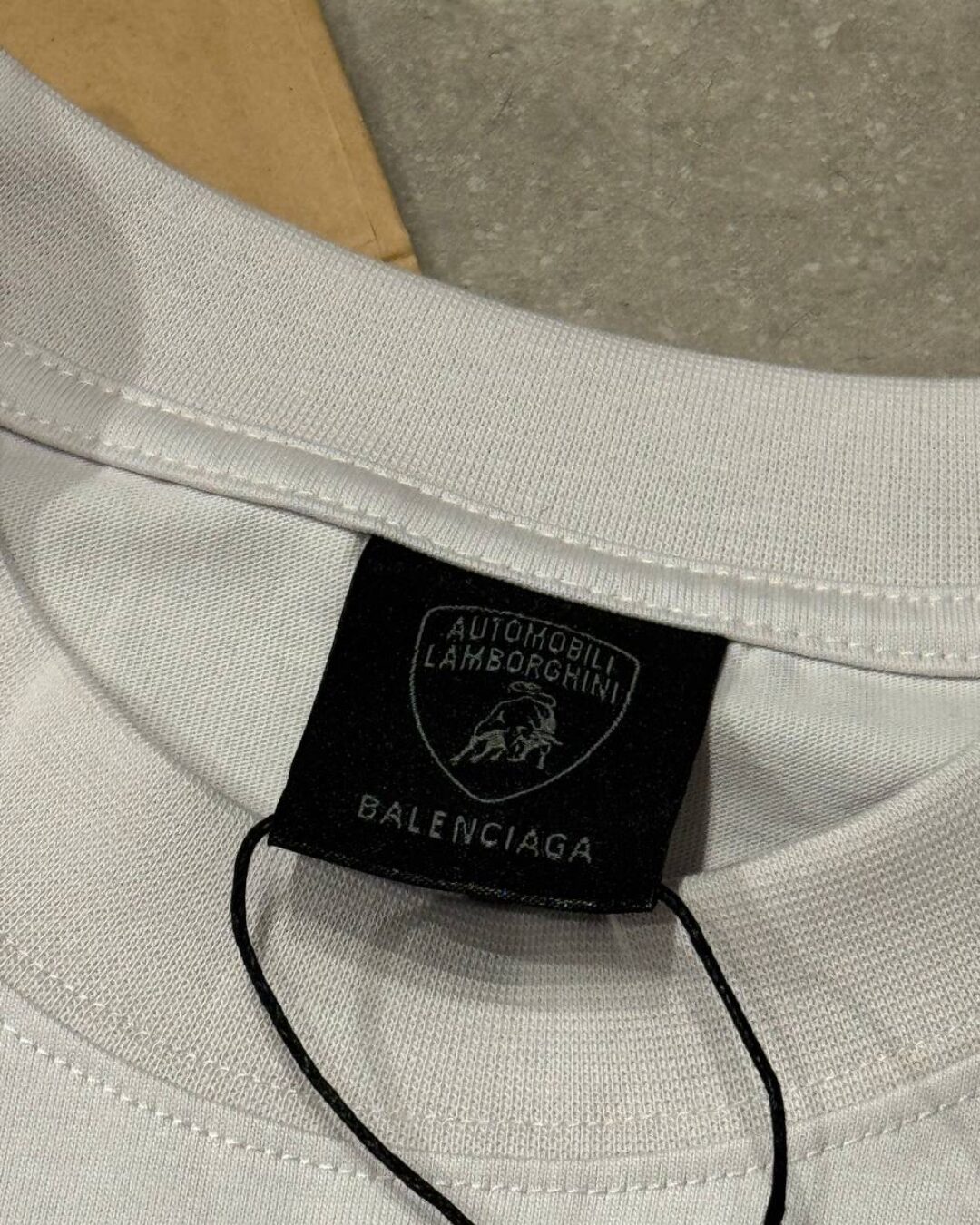 Футболка Balenciaga — изображение 6