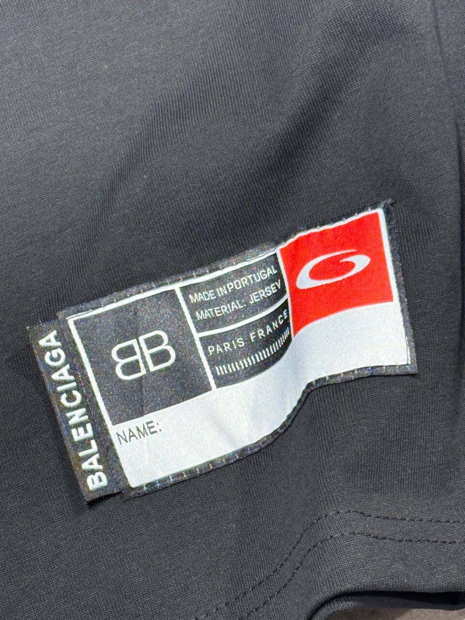 Футболка Balenciaga — фото 8