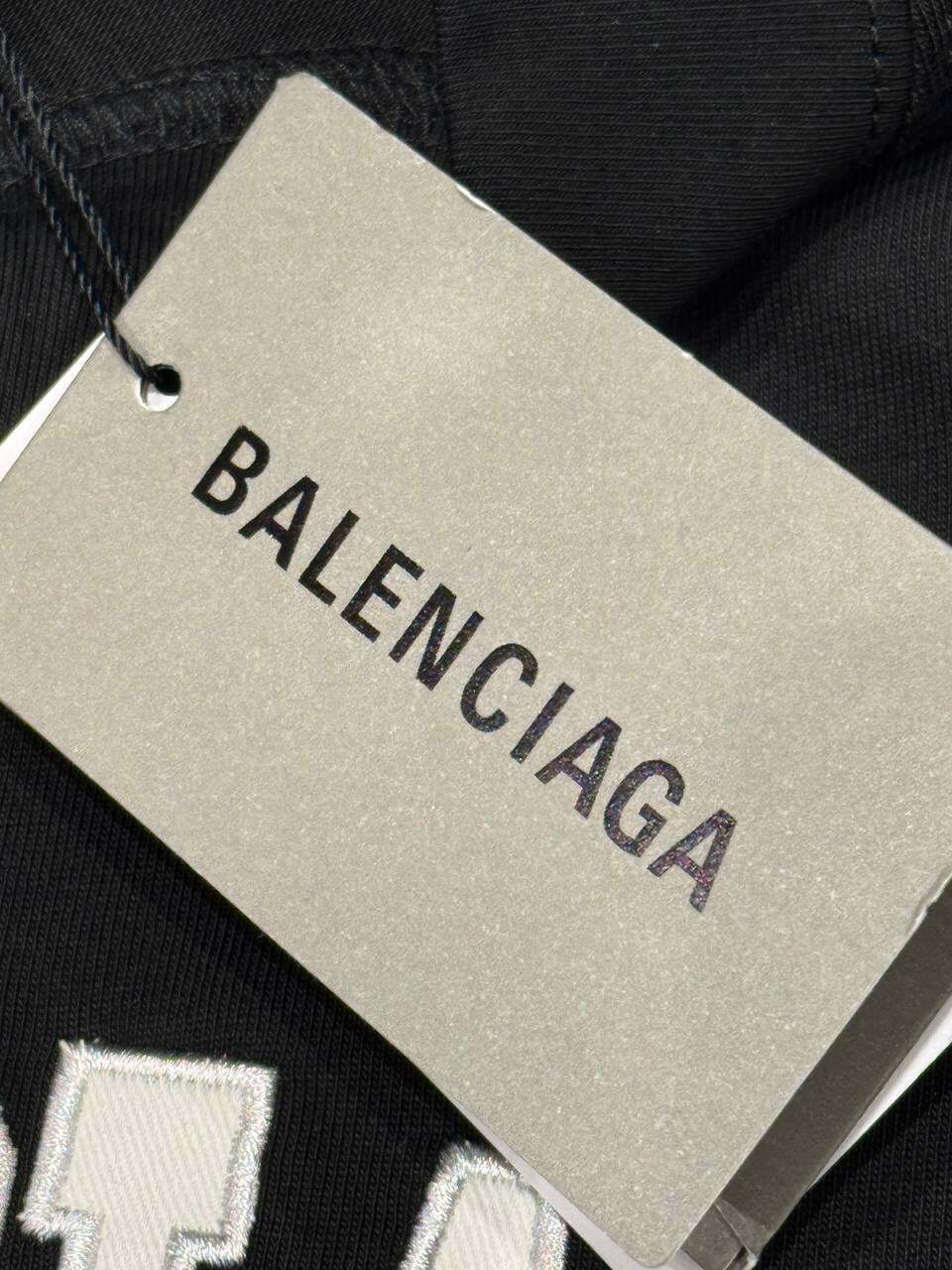 Футболка Balenciaga — фото 10