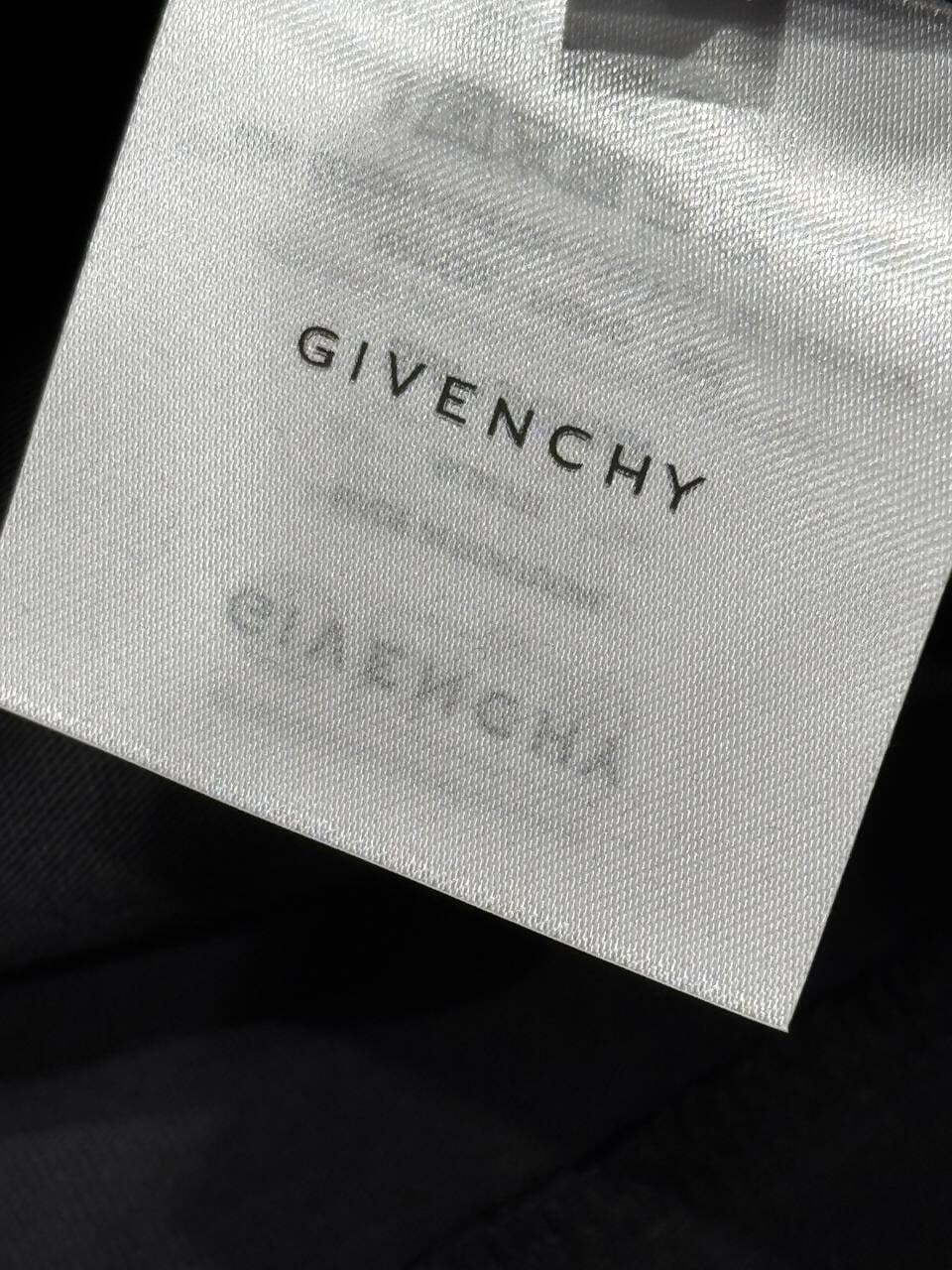 Футболка Givenchy — фото 9