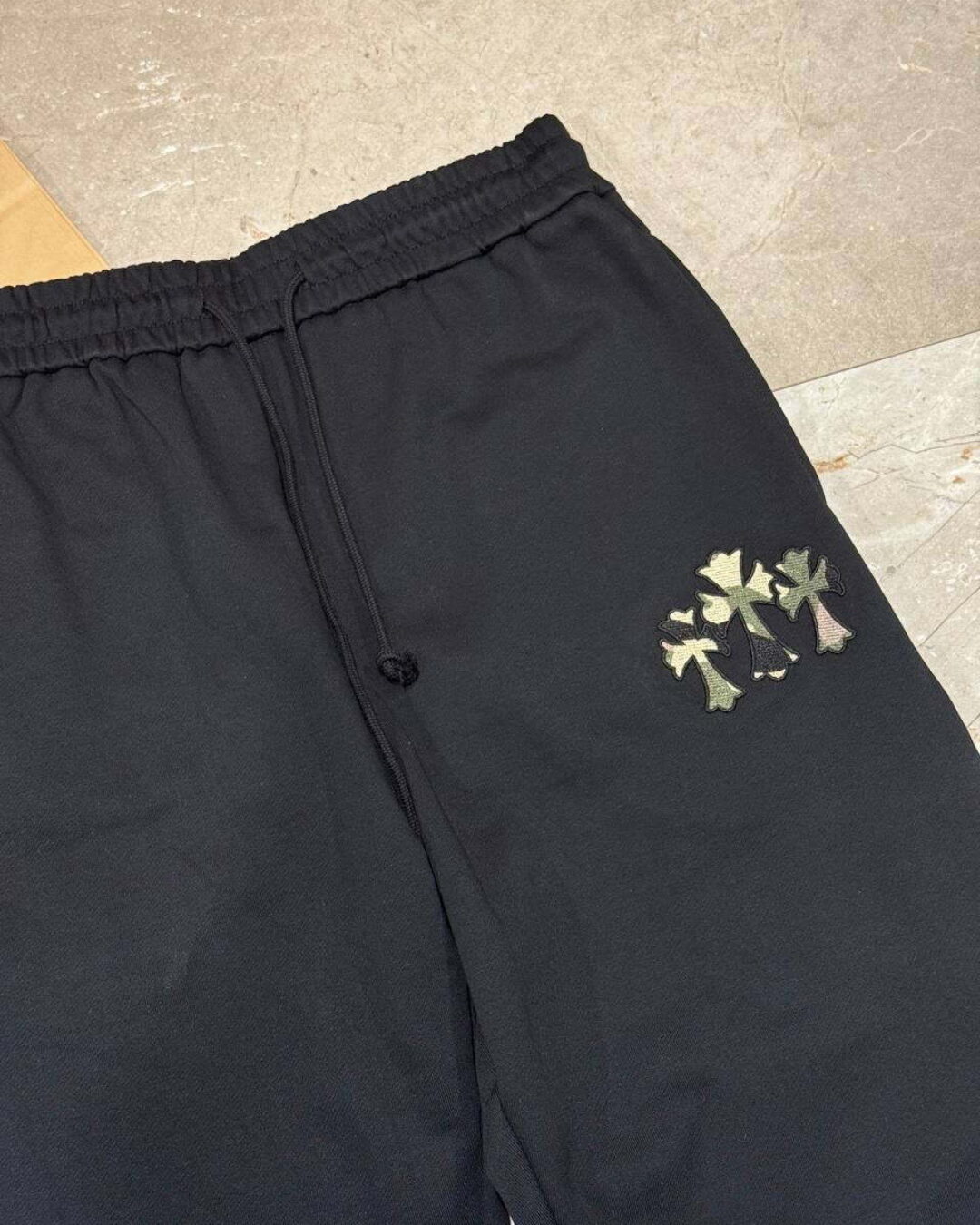 Спортивные Штаны Chrome Hearts — изображение 3