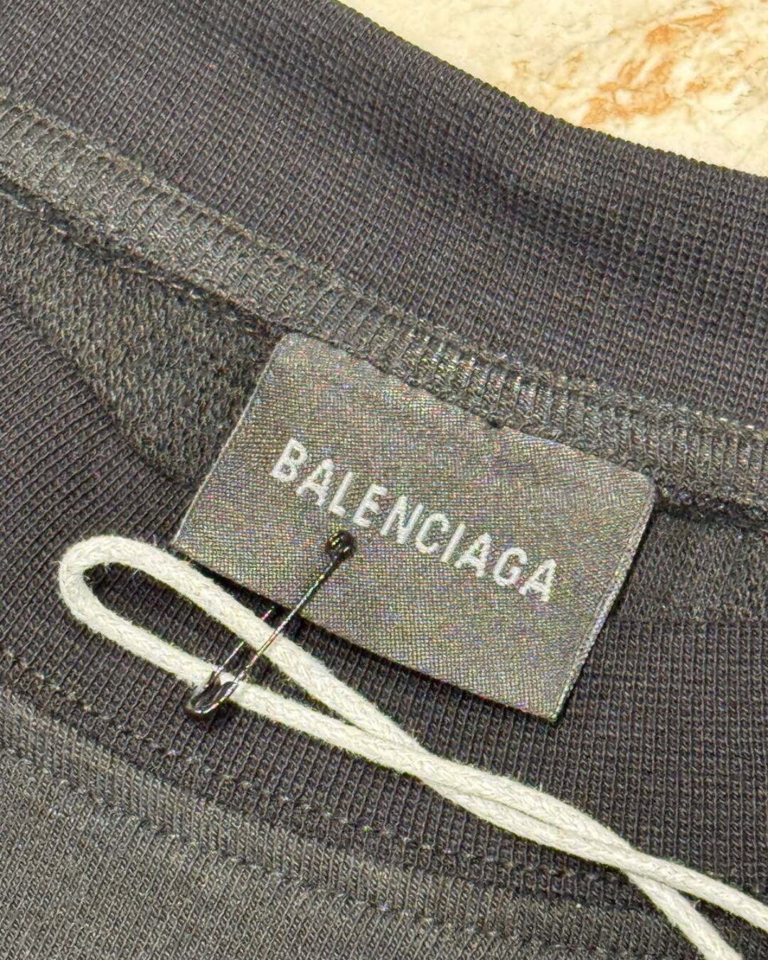 Футболка Balenciaga — изображение 6