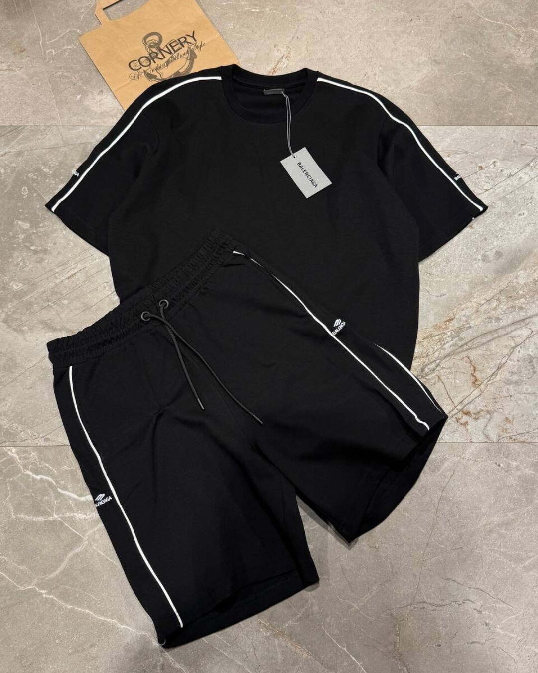 Костюм Balenciaga — изображение 2