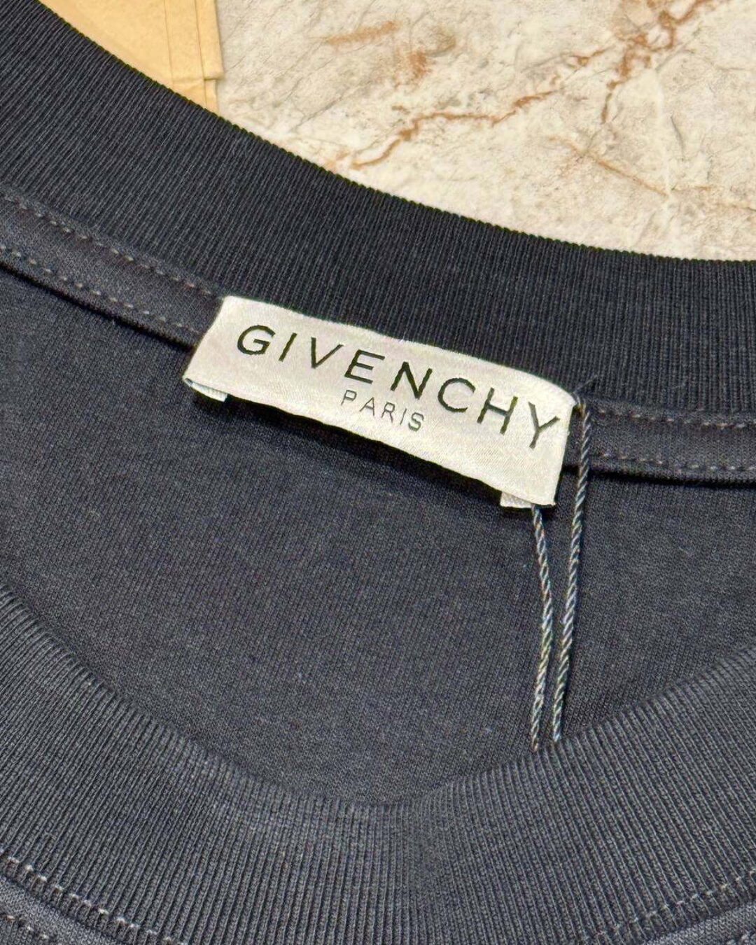 Футболка Givenchy — изображение 6