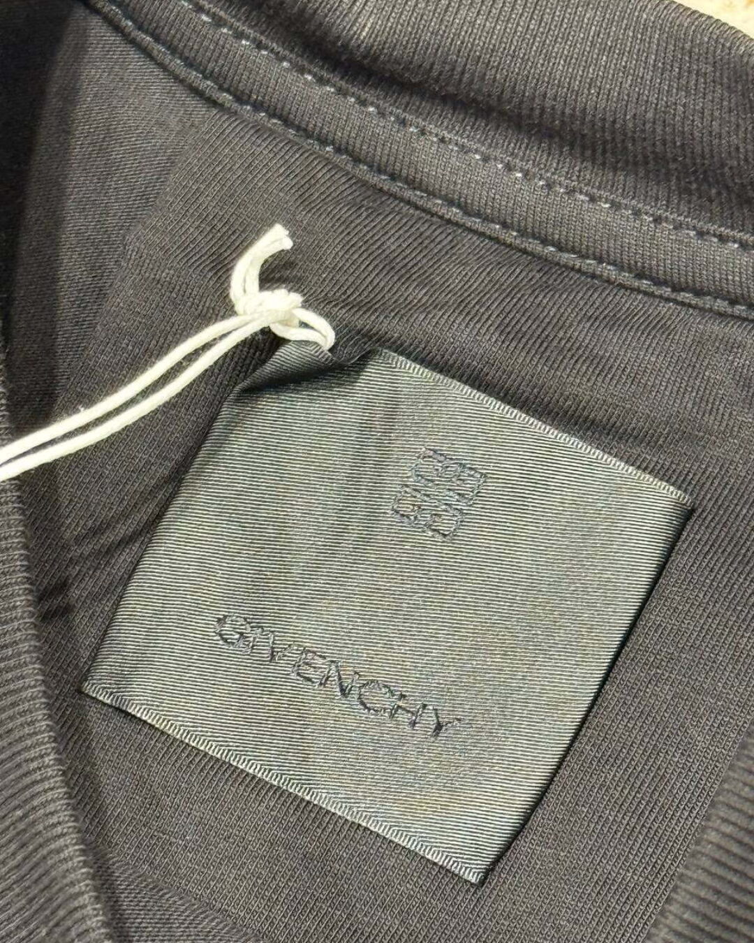 Футболка Givenchy — изображение 9