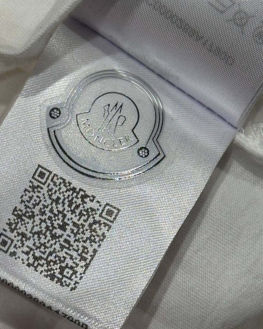 Футболка Moncler — изображение 7